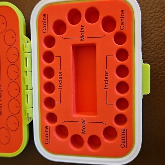 3/$30 FANNY UNICORN Green Baby Teeth Holder Case - Picture 7 of 7